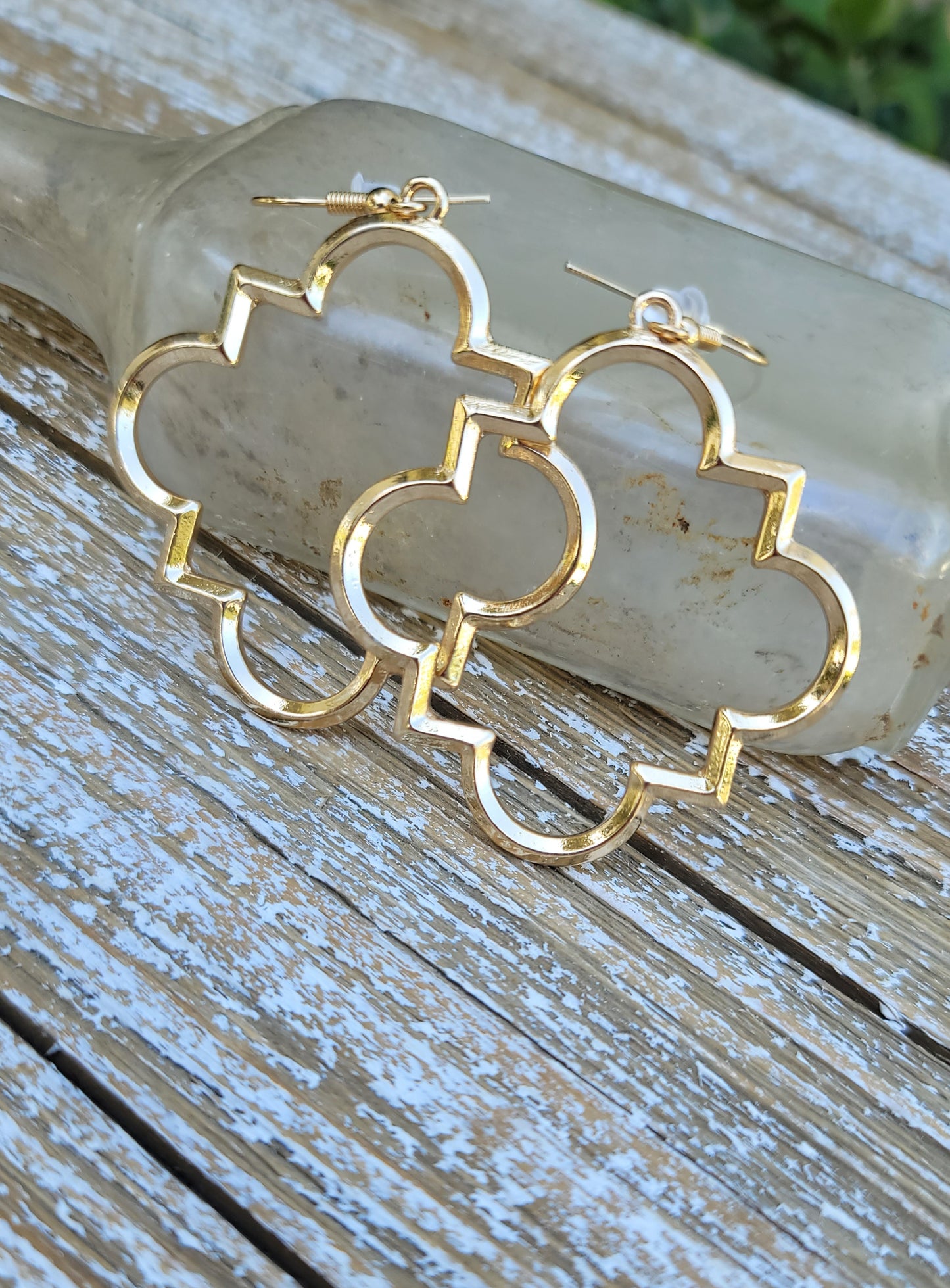Gold Staple