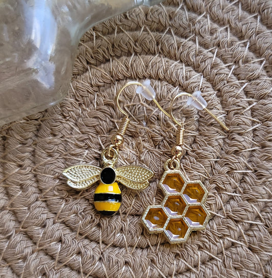 Perfectly BEE-AUTIFUL Earrings